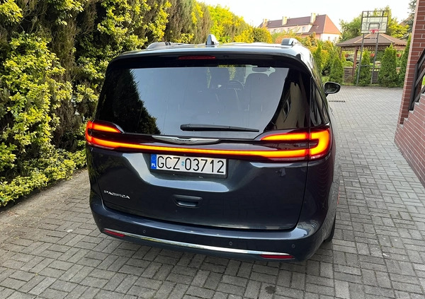 Chrysler Pacifica cena 139500 przebieg: 58500, rok produkcji 2021 z Człuchów małe 326